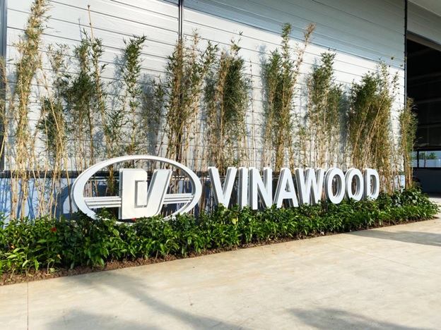 plywood dealer